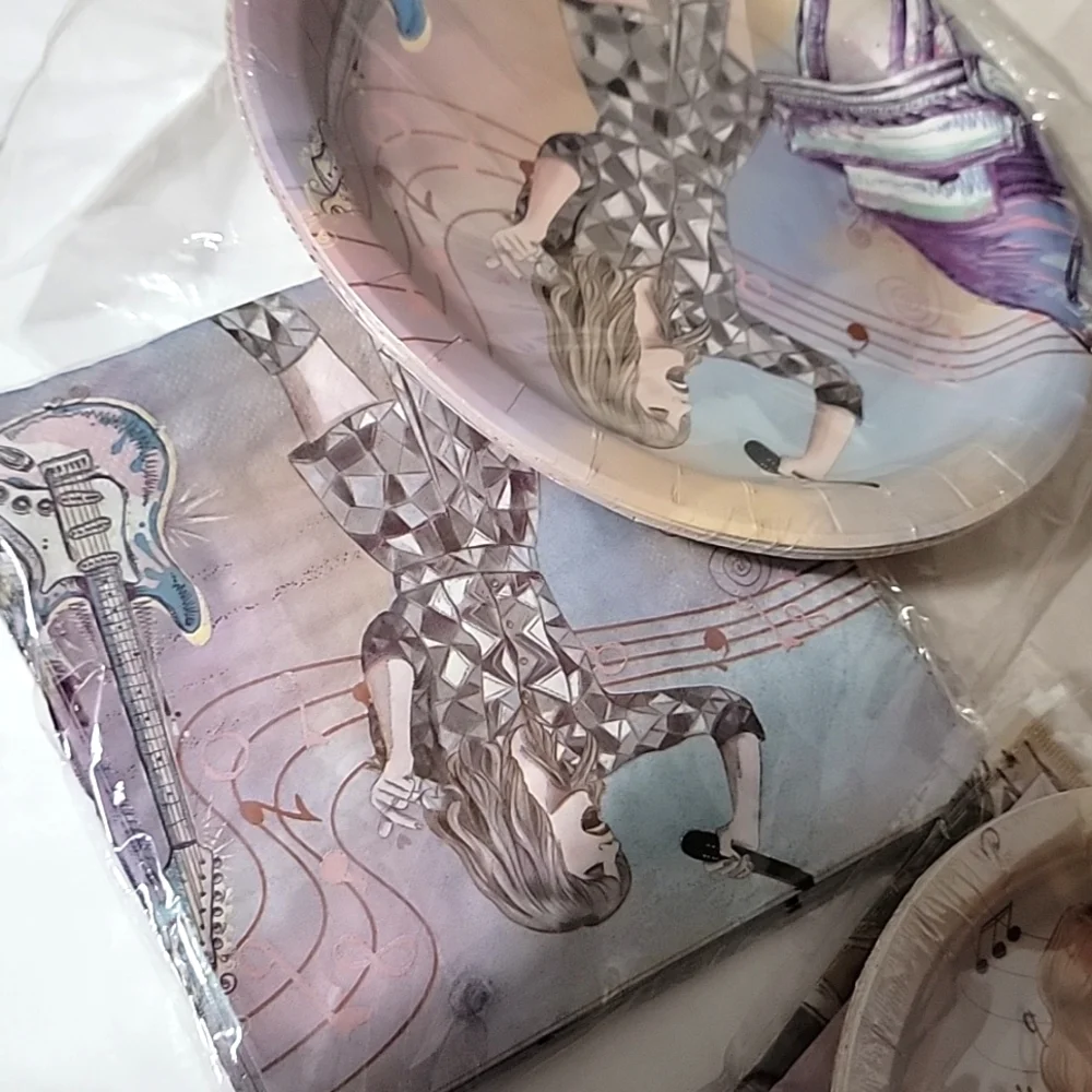 NIB 41 Taylor Swift Party Supplies Plates Music Lovers Swifties Napkins